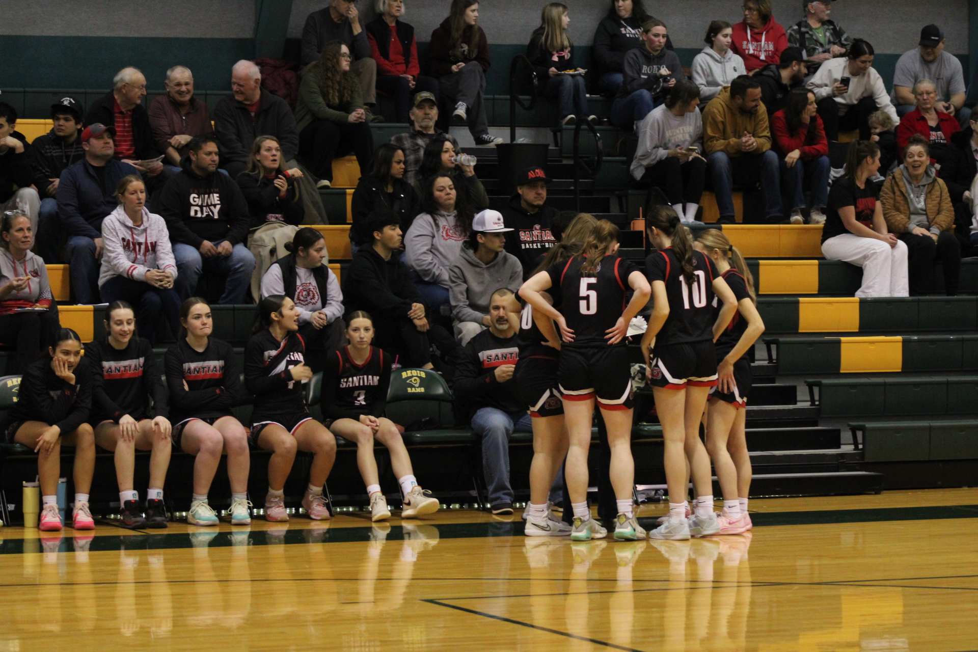 Santiam Improves To 5-1 In TRC Play