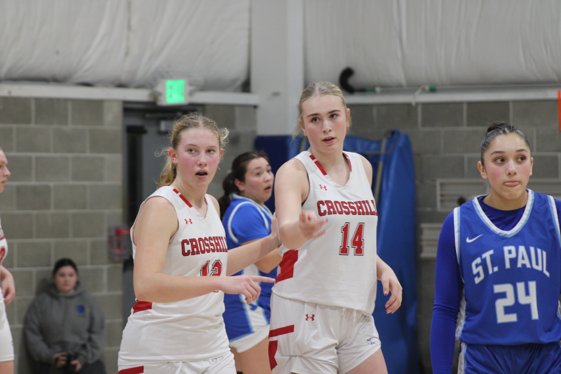 Baker’s Late Baskets Lift Crosshill Over St. Paul