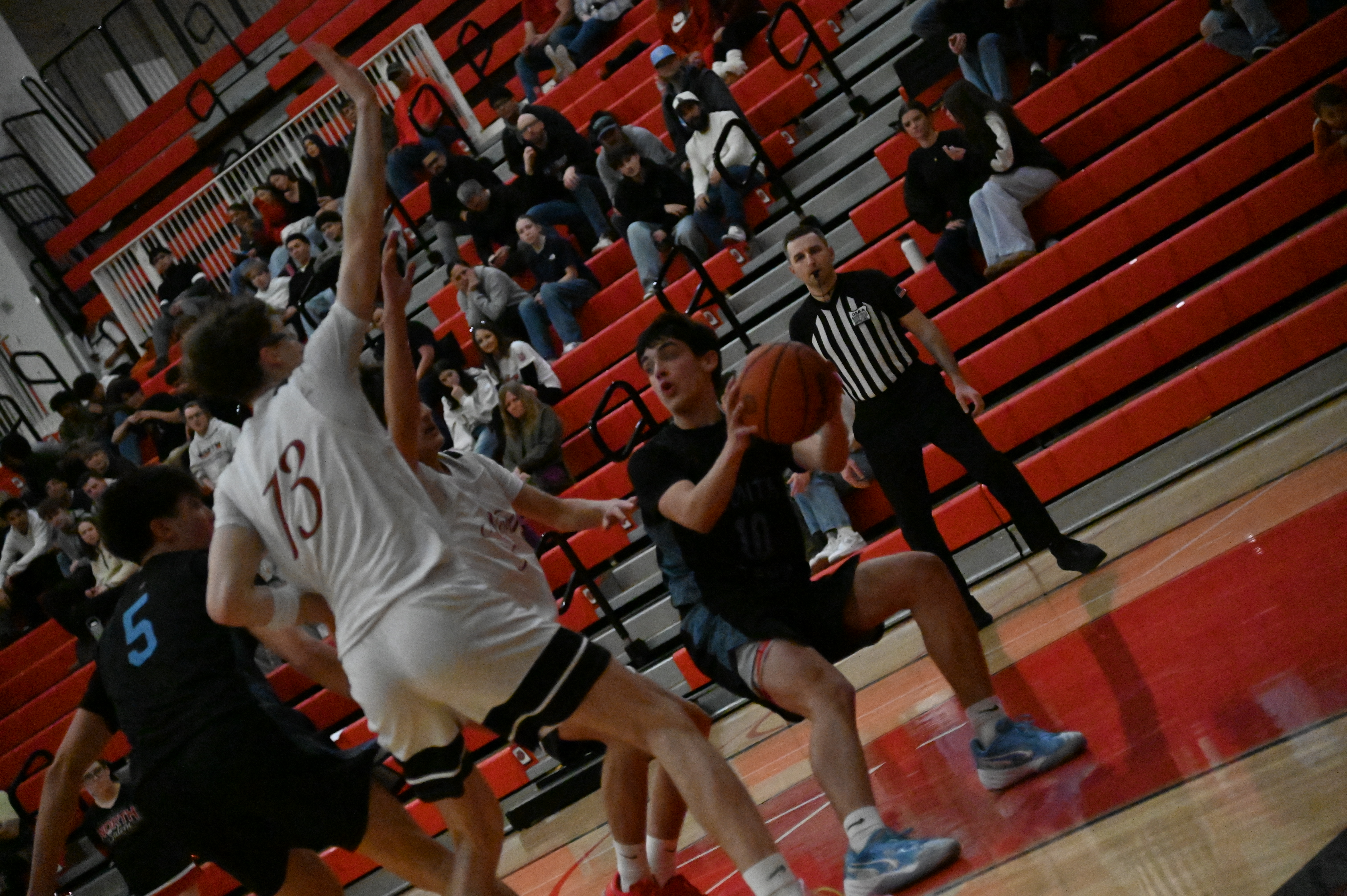 South Salem Pulls Away From North Salem 75-66