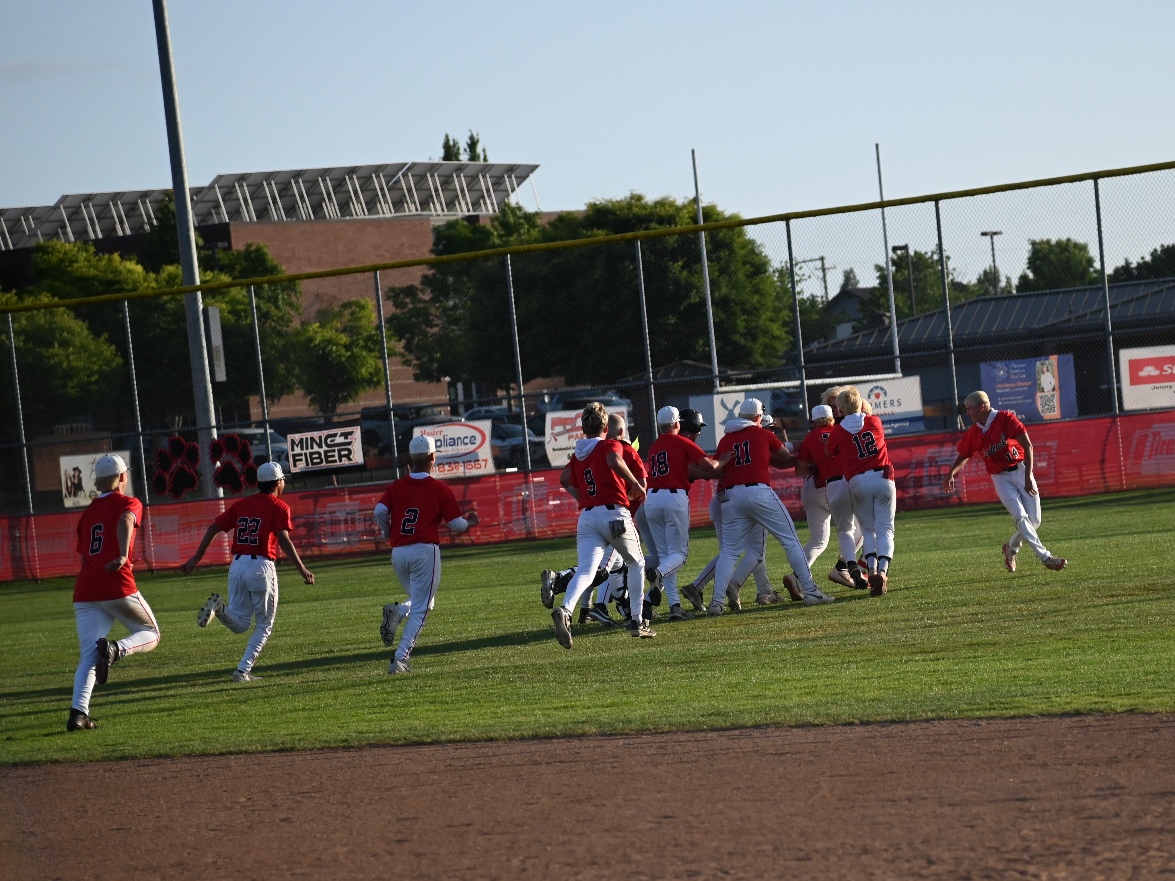 Central Advances To 5A State Semi’s
